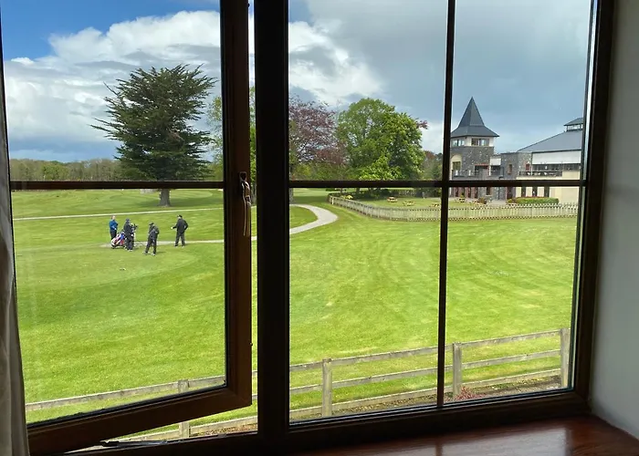 Your Very Own 19th Hole!!