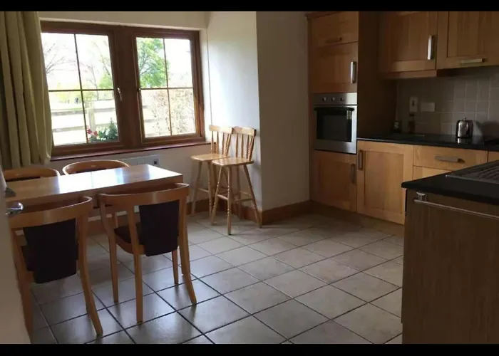 Your Very Own 19th Hole!! ティペラリー